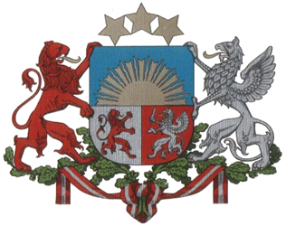 Изображение Государственного большого герба Латвийской ССР на Почётной грамоте Совета Министров Латвийской ССР, 1990 год (из архива А.Я.Лукши, г.Рига, Латвия)